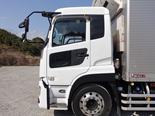 NISSAN DIESEL QUON 2019 Image 31