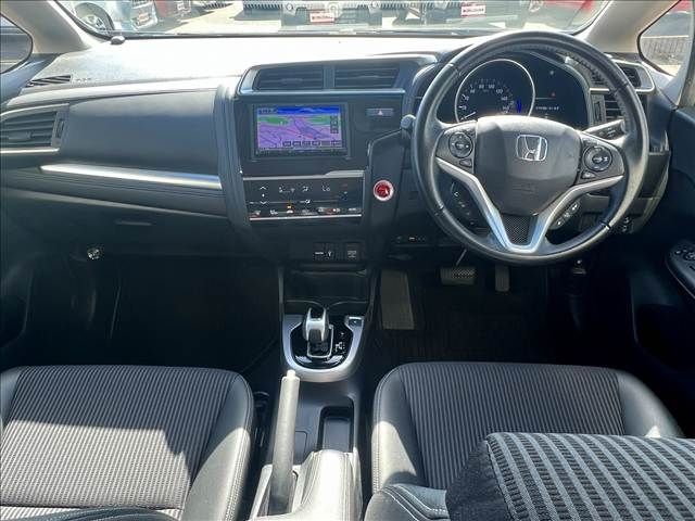 HONDA FIT HYBRID 2017 Image 31