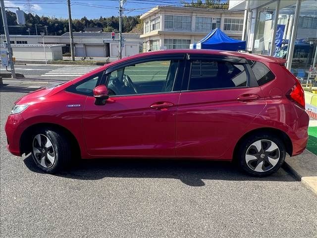 HONDA FIT HYBRID 2017 Image 31