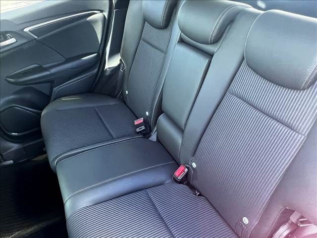 HONDA FIT HYBRID 2017 Image 31