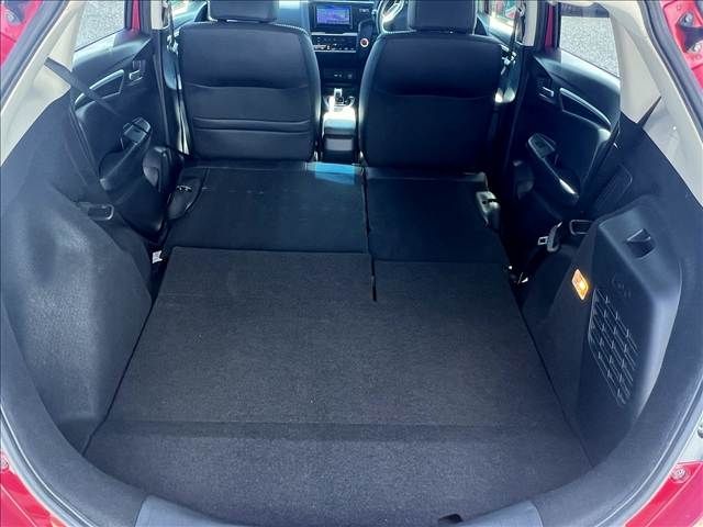 HONDA FIT HYBRID 2017 Image 31