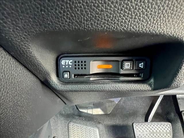 HONDA FIT HYBRID 2017 Image 31