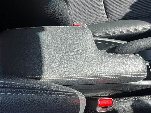 HONDA FIT HYBRID 2017 Image 31