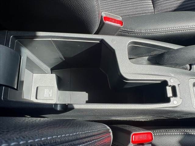 HONDA FIT HYBRID 2017 Image 31