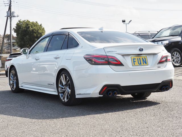 TOYOTA CROWN SEDAN HYBRID 2021 Image 31