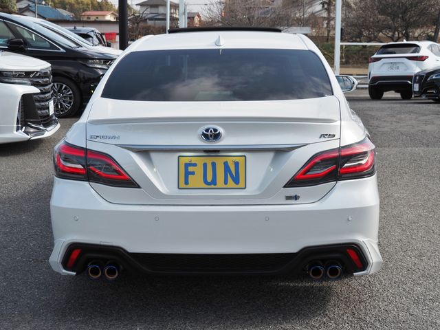 TOYOTA CROWN SEDAN HYBRID 2021 Image 31