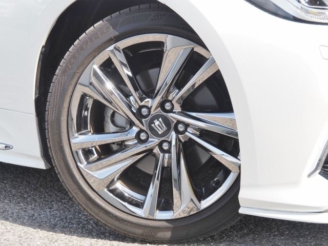 TOYOTA CROWN SEDAN HYBRID 2021 Image 31