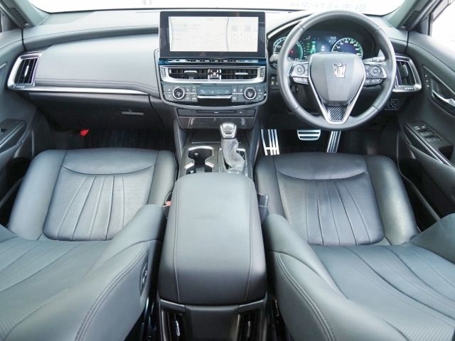 TOYOTA CROWN SEDAN HYBRID 2021 Image 31