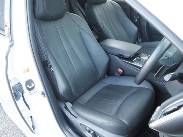 TOYOTA CROWN SEDAN HYBRID 2021 Image 31