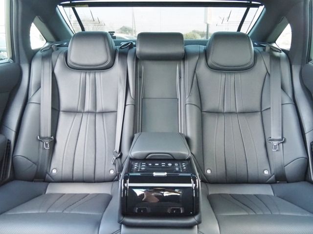 TOYOTA CROWN SEDAN HYBRID 2021 Image 31