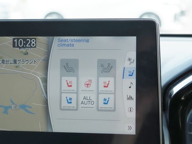 TOYOTA CROWN SEDAN HYBRID 2021 Image 31