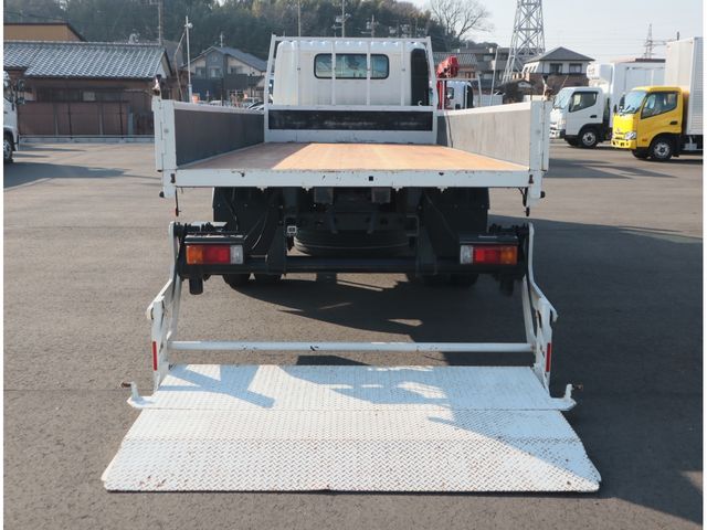 HINO DUTRO 2022 Image 31