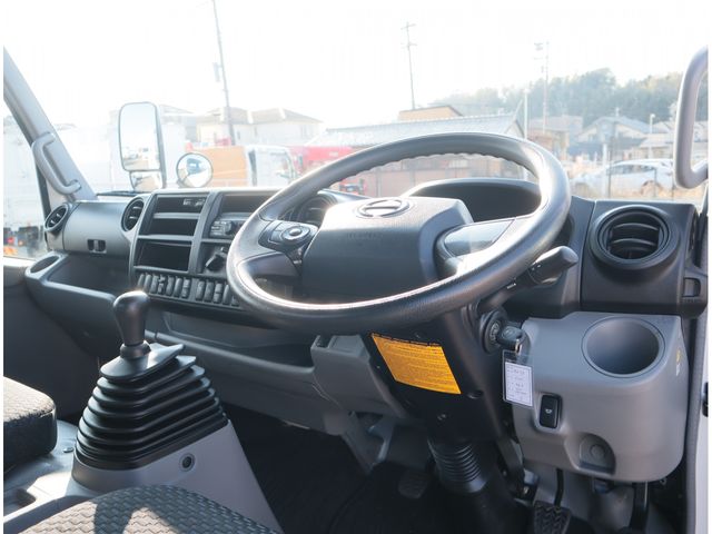 HINO DUTRO 2022 Image 31