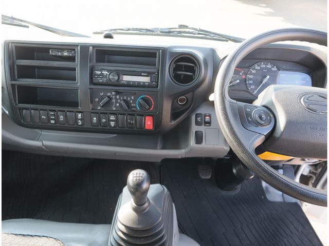 HINO DUTRO 2022 Image 31