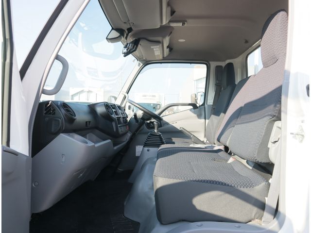 HINO DUTRO 2022 Image 31