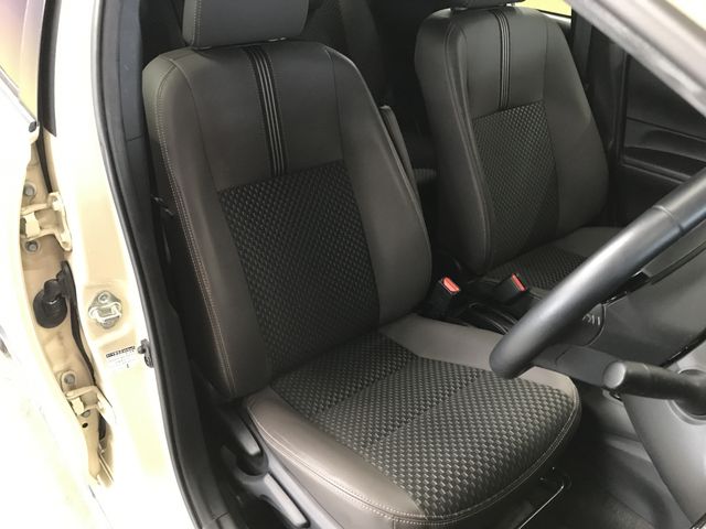 TOYOTA AQUA 2019 Image 31