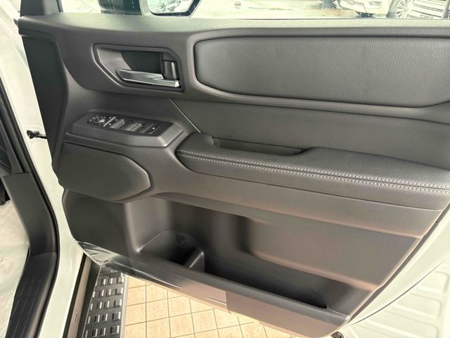 TOYOTA LANDCRUISER 250 2024 Image 31