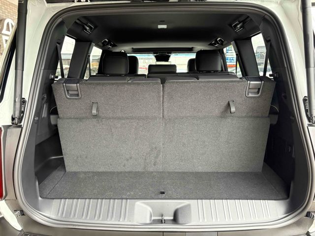 TOYOTA LANDCRUISER 250 2024 Image 31