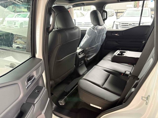 TOYOTA LANDCRUISER 250 2024 Image 31