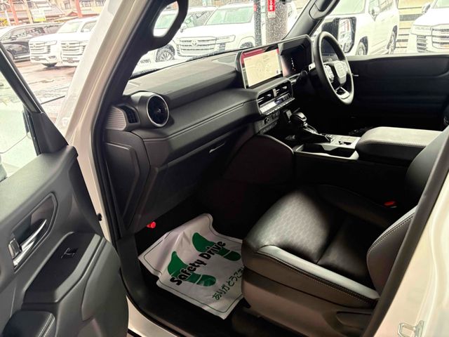 TOYOTA LANDCRUISER 250 2024 Image 31