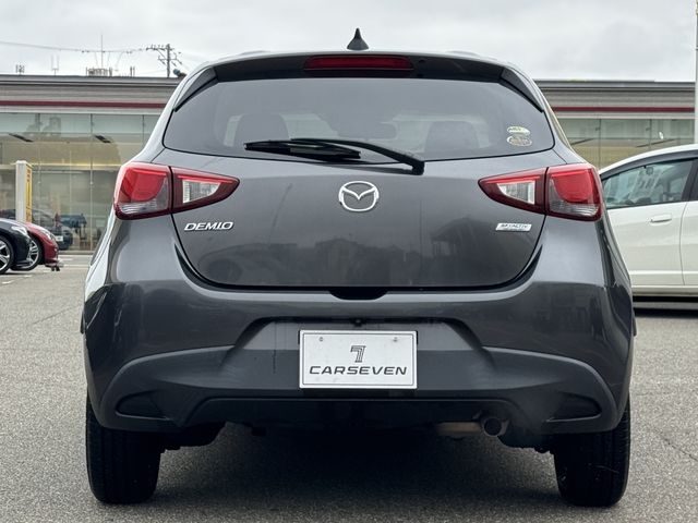 MAZDA DEMIO 2017 Image 31