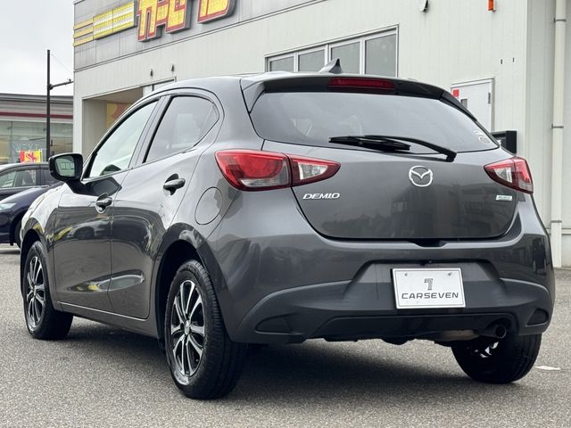 MAZDA DEMIO 2017 Image 31