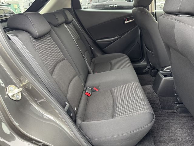 MAZDA DEMIO 2017 Image 31