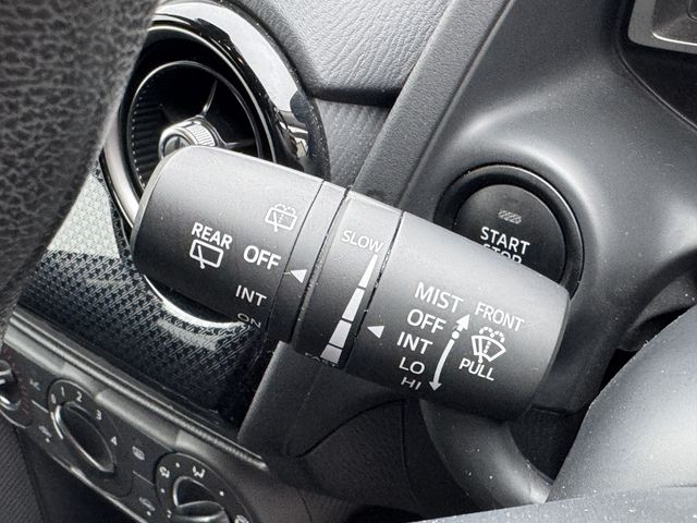 MAZDA DEMIO 2017 Image 31