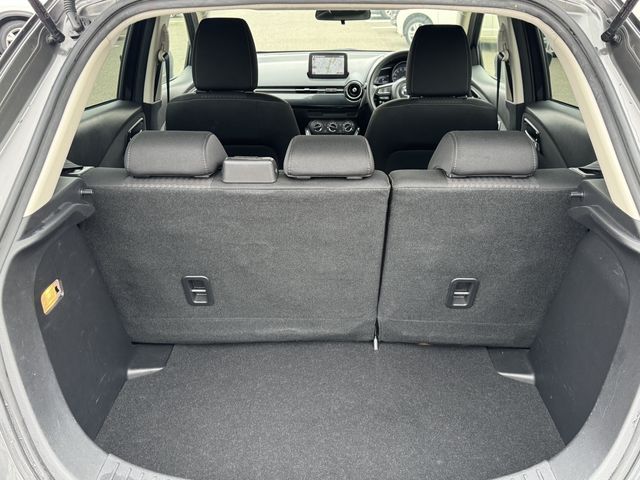 MAZDA DEMIO 2017 Image 31