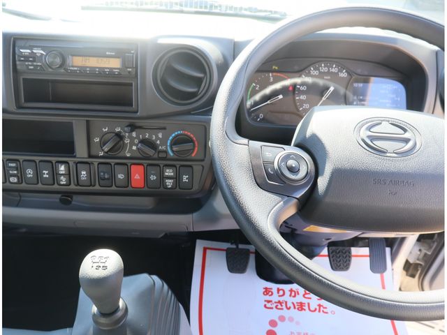 HINO DUTRO 2024 Image 31