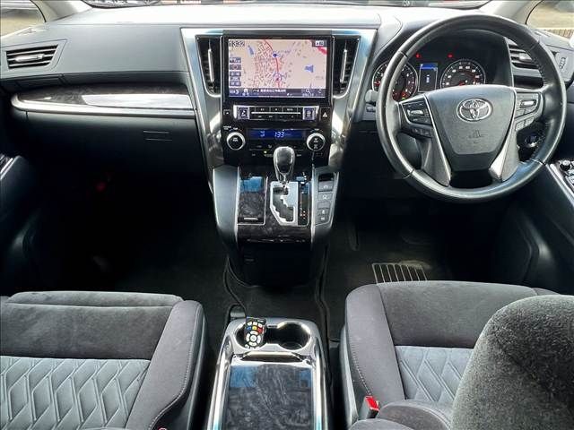 TOYOTA VELLFIRE 2019 Image 31