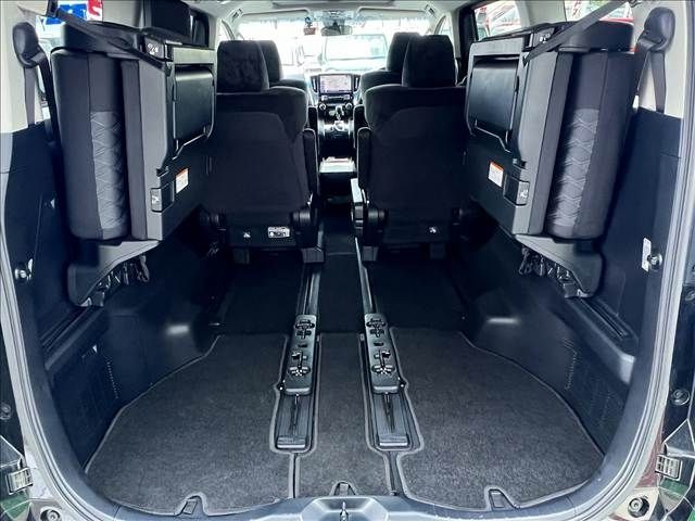 TOYOTA VELLFIRE 2019 Image 31