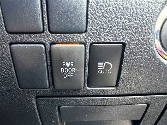 TOYOTA VELLFIRE 2019 Image 31