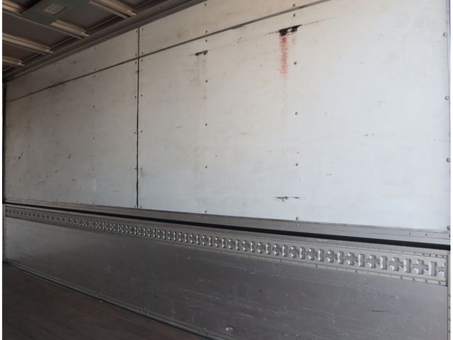 ISUZU ELF 2018 Image 31