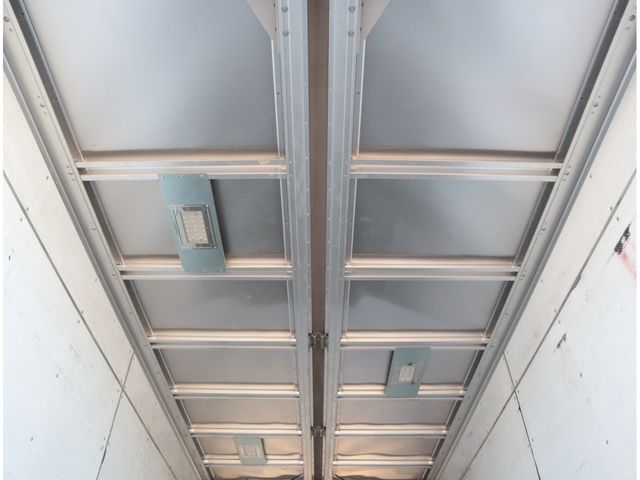 ISUZU ELF 2018 Image 31