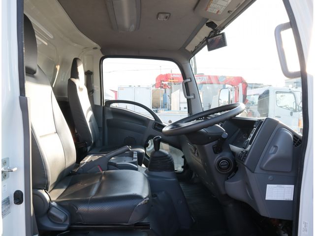 ISUZU ELF 2018 Image 31