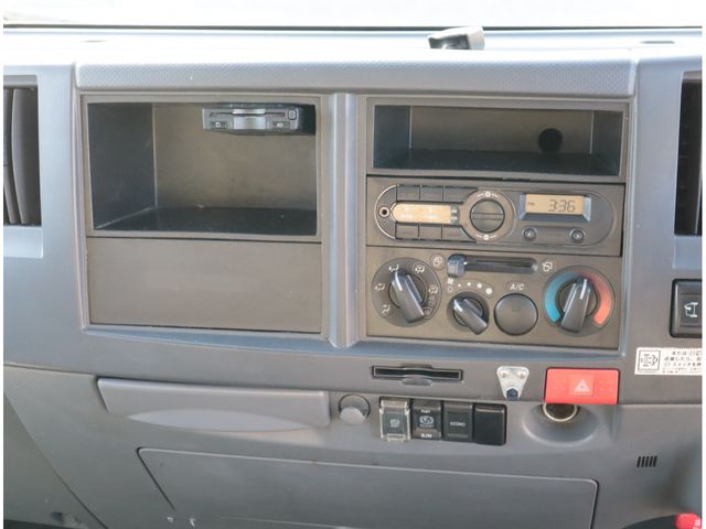 ISUZU ELF 2018 Image 31