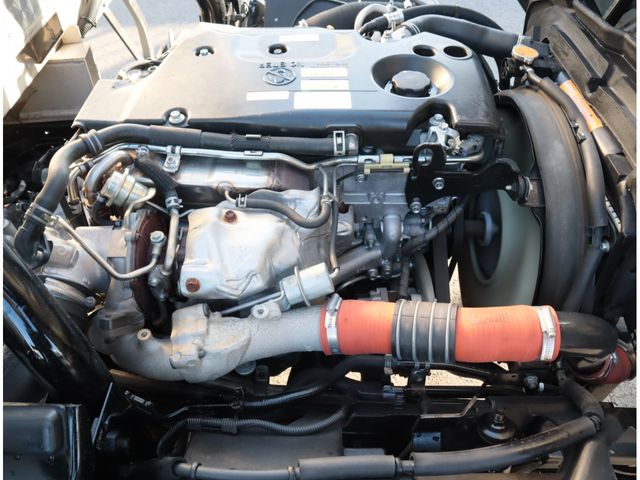 ISUZU ELF 2018 Image 31