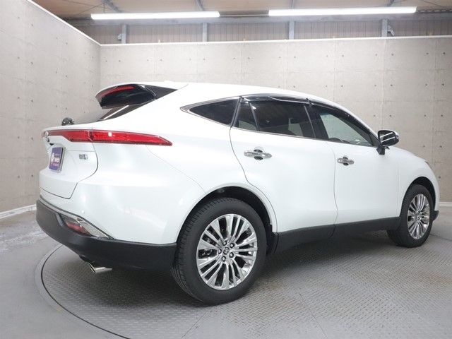 TOYOTA HARRIER HYBRID 2025 Image 31