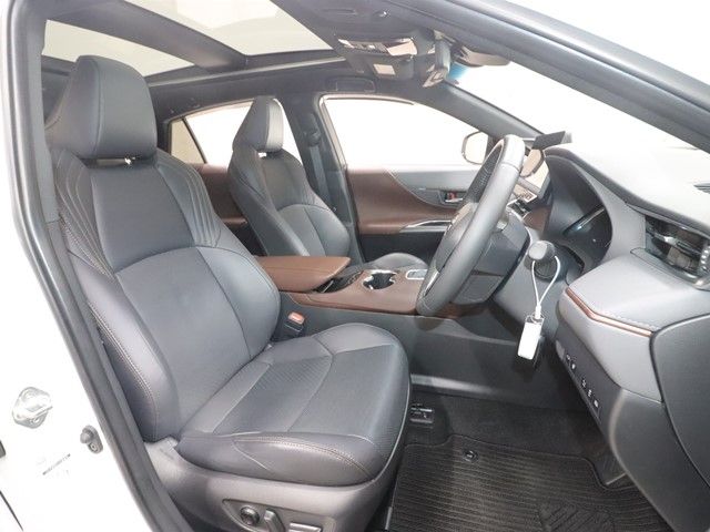 TOYOTA HARRIER HYBRID 2025 Image 31