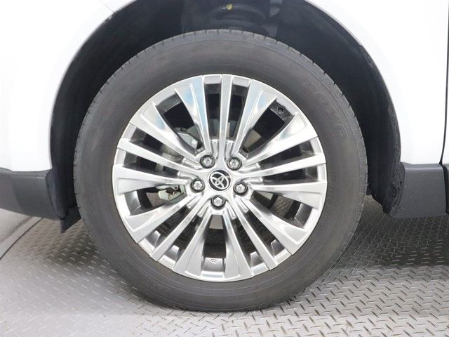 TOYOTA HARRIER HYBRID 2025 Image 31