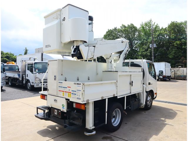 HINO DUTRO 2017 Image 31