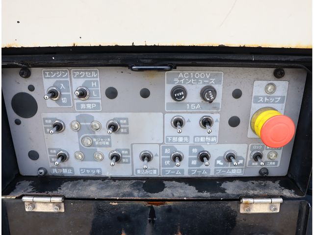 HINO DUTRO 2017 Image 31