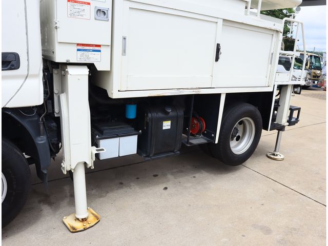 HINO DUTRO 2017 Image 31