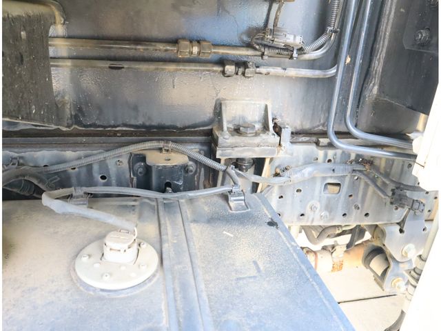 HINO DUTRO 2017 Image 31