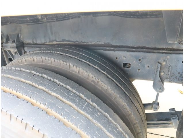 HINO DUTRO 2017 Image 31