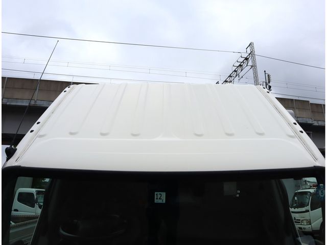 HINO DUTRO 2017 Image 31