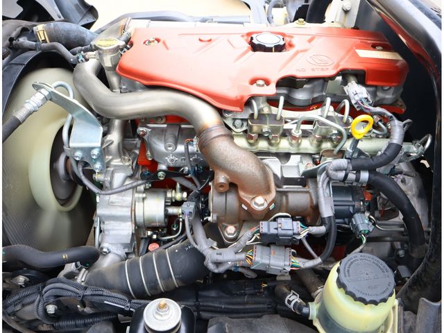 HINO DUTRO 2017 Image 31