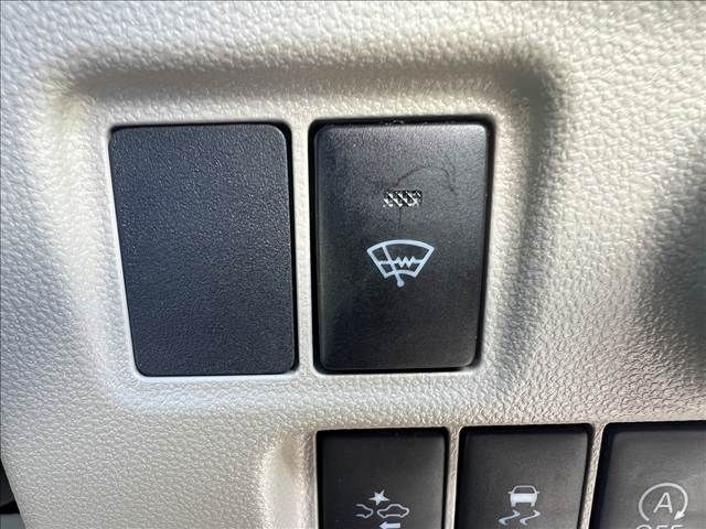 DAIHATSU CAST STYLE 4WD 2017 Image 31