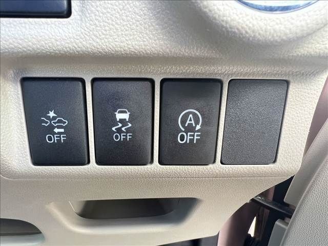 DAIHATSU CAST STYLE 4WD 2017 Image 31